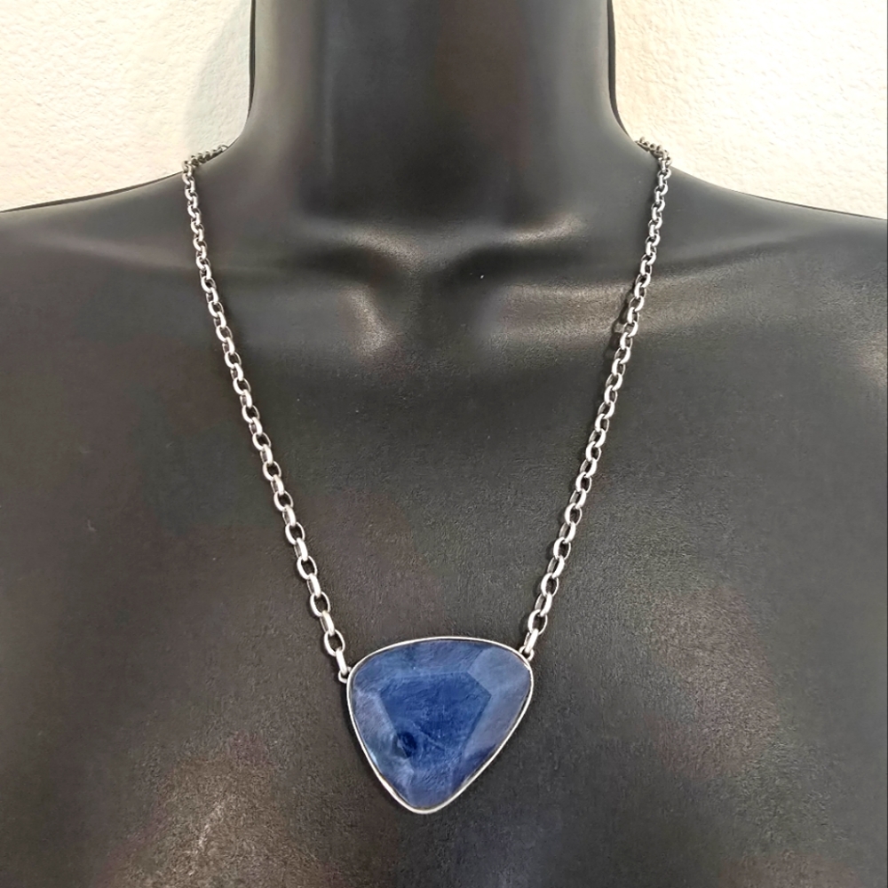 *Rare* Kendra Scott McKenna Necklace Navy Wood Silver